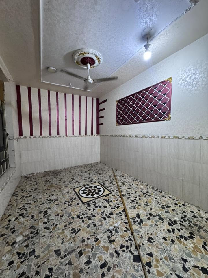 #دار_للإيجـــــــار 
في نــادر الاولى شارع الحسن مقابل مجمع المدارس

طابقين يحتوي على…
غرف نوم عدد 2
صاله وكليدور ىمطبخ ومجمع صحيات 

مبلغ الايجار / 425 الف قابل للتفاوض

________________________
للاستفسار على باقي  التفاصيل 
لطفاً الرجاء الاتصـــال او مرآسلتنا على الواتساب ⤵️
🔻🔻
سيد رائد    

📞0️⃣7️⃣8️⃣3️⃣1️⃣1️⃣6️⃣1️⃣6️⃣4️⃣1️⃣
سيد حسين
📞0️⃣7️⃣8️⃣7️⃣2️⃣5️⃣7️⃣4️⃣7️⃣3️⃣3️⃣

              او وآتســــــاب📲

المكـــــتب ☎️ 
***********
***********
‎‏‎     🧱#مكتب_عقارات_سيد_رائد🧱

               🏗️ #مــوقع_المكتب🏗️
📍{بابل/الحله شارع نادر الرئيسي مقابل  شارع الطب العدلي بالقرب من اسواق الجمل }

_______________________
#تنوية / لمن يرغب عرض عقاره فـــي صفحتنا يرجى الاتصال بنا 
_______________________
أنتبــه🔻🔻
‎🔳#الصفحه_الرسميه_للمكتب_فقط✅

#عقارات_الحله  
 #بيع_وشراء     
#عقارات #بغدادالعراق #الحله         #مشاهيرفيسبوك
 #مكتب_عقارات_سيد_رائد 
#الاول  #في_بابل
