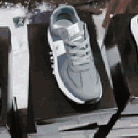 احذية رياضية • مقاسات متعددة • الناصرية قضاء النصر