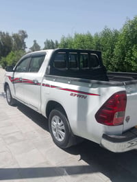 للبيع تويوتا موديل 25 زيرو07812451802