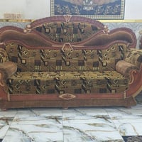 تخم قنفات للبيع خشب ممتاز و ديكور حلو بسعر 225 ألف للاستفسار مراسلة ال...
