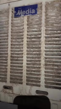 مبرده حجم جبير نضيفه للبيع سعرها ١٢٥ وبيها مجال لشراي  07831006638