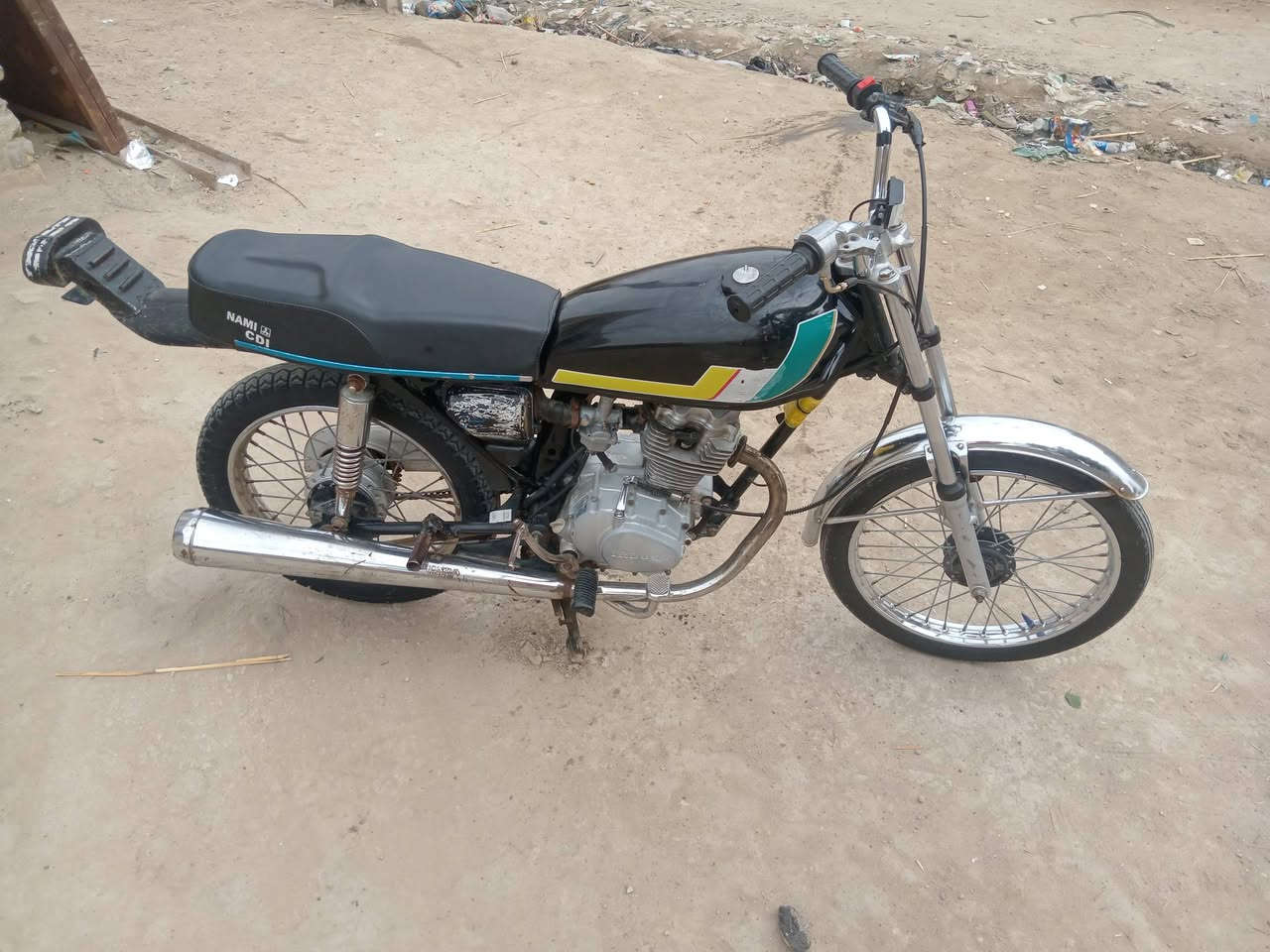 سلام عليكم دراجه نامه البيع
المكان ناصريه سوق الشيوخ كرمه بني سعيد.. 
التفاصيل خاص..الهاتف***********
