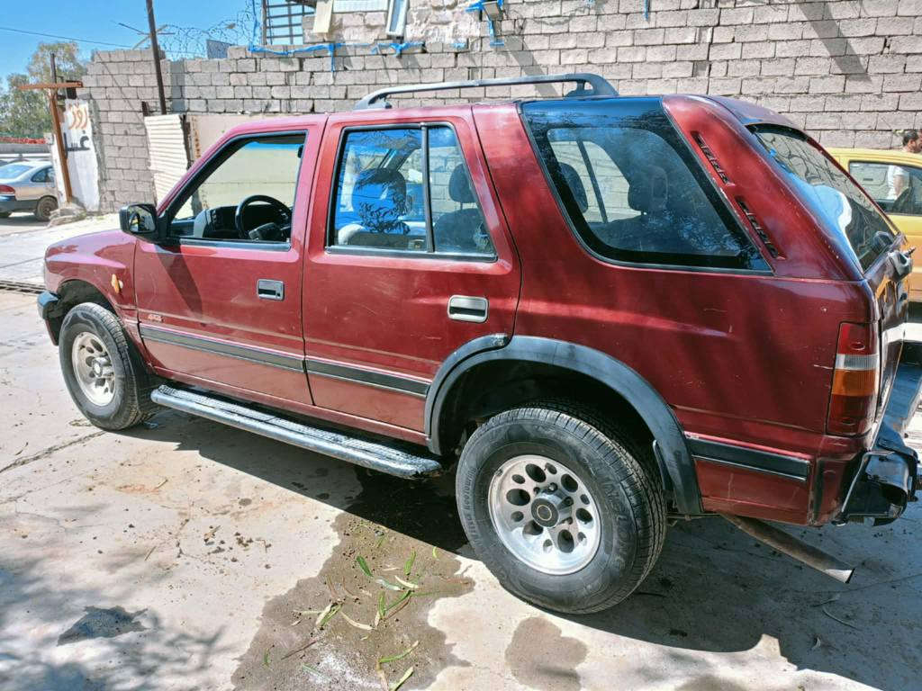 سيارة اوبل عالي موديل ١٩٩٣ رقم سليمانية رقم دولي سنويه جديد بطاقة بنزين موجود سيارة عل بيلاد باقي مابي ضربة ابد كير محرك شرط لاصرف ولابخار تبريد تتفية شغال ٤طايرات جديد بطارية جديد كهربيات كيجات فول شغال سيارة مابي مصرف حيل ناعم نشط دواخل سيارة لوك قفل مركزي سعر ٤٣ بي مجال اخوان خابر عل رقم انا مكلف بل نشر فقط *********** كركوك, العراق
