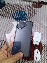 بوفا 7 الترا • ٢٥٦ فلاش ٢٤ رام • بطاريه ٦٠٠٠