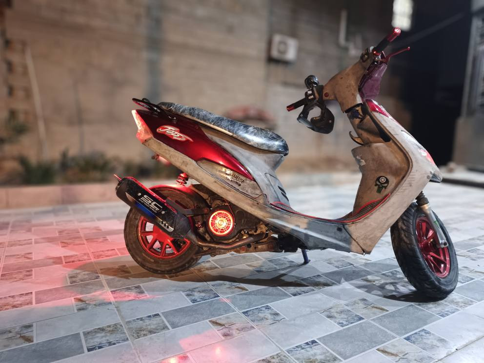 دراجه ماكس قجمه للبيع دراجه بلاديه من الطول لطول تجي تفحص بيدك بس كفراتها الحمر تجاري ولاسود بلادي انطيكياهن ثنينهن  .كربائيات كلها شغاله +هورن سيدان +زنون2 . دراجه تاخذها كامله مكمله 

للاستفسار *********** البصرة, العراق
