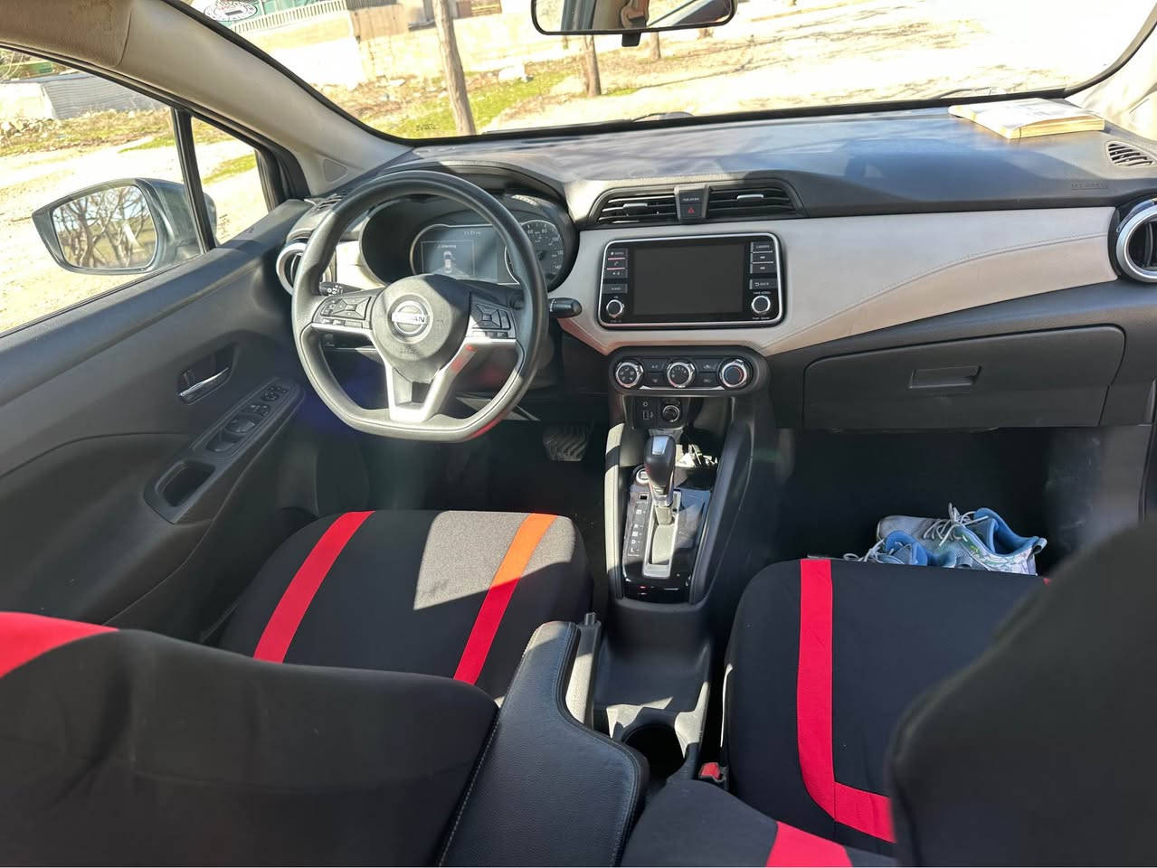 نیسان ڤێرسا ٢٠٢١ مواسفات SV فول مواسفات  رادار خەتی جادە کامل حەساس دووپارچەی بۆیاخە بۆنیت چاملاخی سەکن بەشەرتی ناو گرتنی نەبێت گێروو مەکینەش بەشەرت و نەکراوە نەبێت سەقفی نەرمە تەرزەی هەیە سەنەوی تا ٢٠٢٩ هەروەها ٨ وەرەقە خرامەی لەسەرە خاوەن کڕیار لەسەر معامەلە وەری دەگرێتەوە بۆ فرۆشتن یان گۆڕینەوە بە توێتا کرۆلا واتس ئەپ *********** دخان, السليمانية
