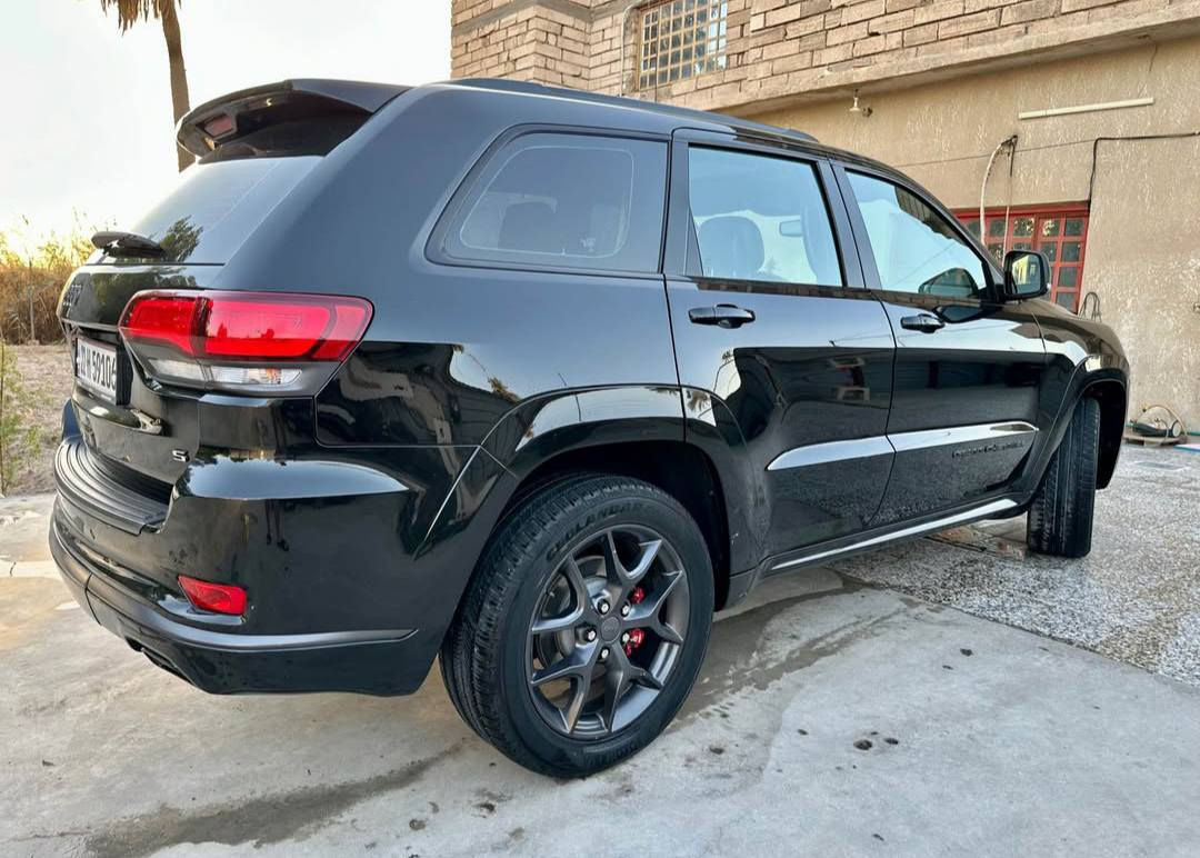 السلام عليكم ورحمه الله وبركاته اخواني الكرام بوليش سيارات متجول بكافت انحاء البصره يمك رقم وتصل وتدلل *********** بوليش معه اضافت مادت النانو سيراميك مانعه من الخدوش ولتربه ولماي معه ضمان لمده 8 اشهر لمعان السياره ووضوح السياره بدقت 3D عرض خاص بوليش يتكون من مادت الخشن ومادت الناعم ولنانو سيراميك المواد اصليه اصليه من شركت سونكس اللمانيه بوليش الايتات وعادتهن اله وضعها الطبيعيه وزالت الصفار اليلات وحذف جراد السياره ومعالجت صفار البدي وضهار صدفت البدي وضهار المعه الحقيقيه معالجت الدعاميه الفالته وتكحيل السياره بكارت او بكطن بوليش كافت اجزاء السياره الايات ول بك لايتات وبوليش الجام      الرقم بي وتساب اتصل وتدلل *********** بوليش السياره الناصيه ب 55 الف ولعاليه 75 الف بوليش معه ضمان عرض خاص لفتره محدوه
