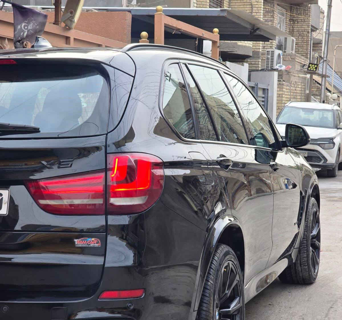 بي ام دبليو X5 موديل 2014 وكالة عروش رقم أربيل فول مواصفات
الممشى 152 ألف كم
محرك 6 سلندر توين بور تيربو
عليها برمجة Stage 1

🟪 السعر  :: الطلب في التعليقات ويوصلك مباشرة ✍️ 📩

المواصفات
حساسات أمامي وخلفي تفاعلية
جنطة شفط كهرباء
كامرة خلفية
مرايات شفط وقلاب مع إشارات بالمرايات
كشنات جلد كهرباء مع خزن
داخل قرميدي
لايتات أدابتف داينمك متحركة
عليها كت M
مناطق تبريد تقريباً 3 مناطق
بانوراما
تبريد مقاعد قطعتين

ملاحظات
صبغ دعاميات مال تحديث
بالجنطة يم الرقم صبغ كد شبر

رقم أربيل باسمي
السنوية لحد 2030

رقم صاحب السيارة
***********
