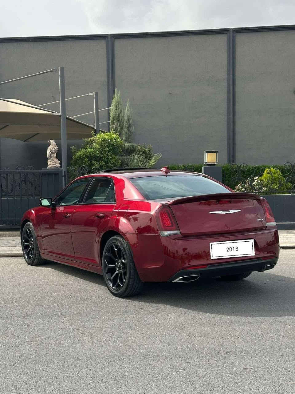 اوباما 2018 S فول الفول
السياره كلين تايتل كفالة  
رادار امامي 
رادار جوانب
بانوراما 
كشنات خزن
كشنات تدفئة وتبريد 
كشنات جلد
كشنات كهرباء 
استرين كهرب وتدفئه
برده خلفيه
تشغيل عن بعد 
بجم عريض 
شفتات ستيرن 
لايت زينون
تبريد مناخين 
تبريد قطعتين 
كير ماوس 
مثبت سرعة
تحكم ستيرن 
بلاجكتور
كاربلاي 

حساسات امامية
حساسات خلفية

وضعيات قيادة

 السعر 295ورقة وبيها مجال بسيط
وباقي مواصفات الاوباما المعروفة 
مرقم اربيل باسمي سنوية ورقم كلها جديد تحويل بنفس اليوم
للاستفسار الاتصال على الرقم /

***********
