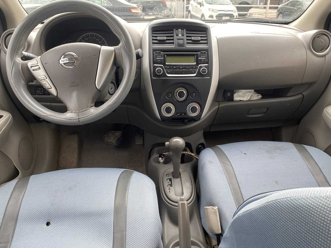 نیسان سەنی لاکشمیبای ئۆتۆماتیک 2018 ڕەقەم سلێمانی دوو پارچە بۆیاخ بێ ناوگرتن و بێ ئێرباگ و تۆزێ ساردی هەیە سەنەوی و ڕەقەمی تازەیە ئاوێنە کارەبای دەبڵ گێچ دەسک نیکل ABC و خليسكان و ناو کرێمی گێڕ و مەکینە و تەبرید و تەحویل و غەرامە و کالە بەشەرت سەیارەکە حازرە و هیچ مەسرەفی تێدا نیە نرخى 94 گەڵا و معامەلە شوێن سلێمانی 
***********
*********** 
کۆڕەک واتساپی هەیە 

نيسان صني هندي موديل 2018 گير اوتوماتيك رقم سليمانيه بيها قطعتين صبغ بدون دواخل و بدون ايرباك و شوية بارد سنوية و رقم جديدة مواصفات مراية كهربائية دبل گيج يدة نيكل ABC انزلاق داخل كريمي گير و مكينه وتبريد وتحويل و الغرامه و كالة بشرط سيارة جاهزة دينار مصرف مابي السعر 94 ورقة ومجال المكان السليمانيه والتصال على هذا الارقام الي مسجله فوك والكورك بي واتساب
