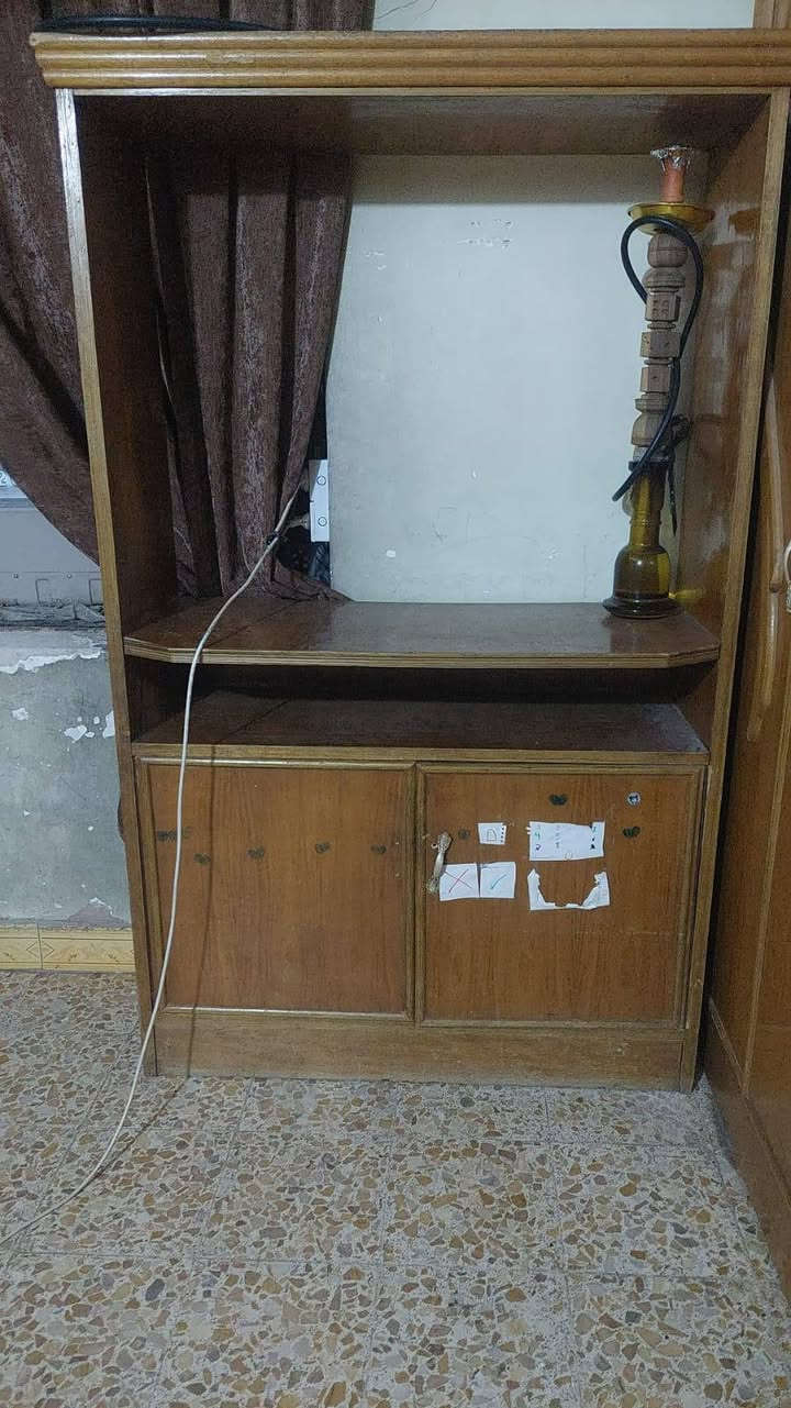 غرفه اخشاب اصلي عراقي نفس ما موضح بصور العنوان ابو دشير الشهداء السعر ٣٥٠ وبيه مجال بسيط الشراي ***********
