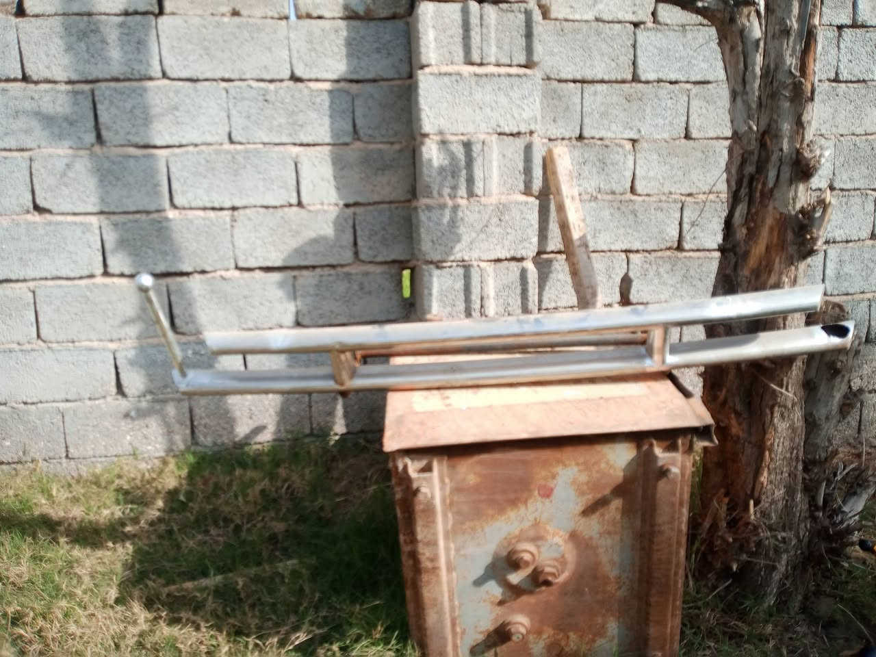 السلام عليكم يوجد درع امامي  مال كيا العدد 2 العنوان واسط قضاء الصويره الهاتف *********** فقط واتساب
