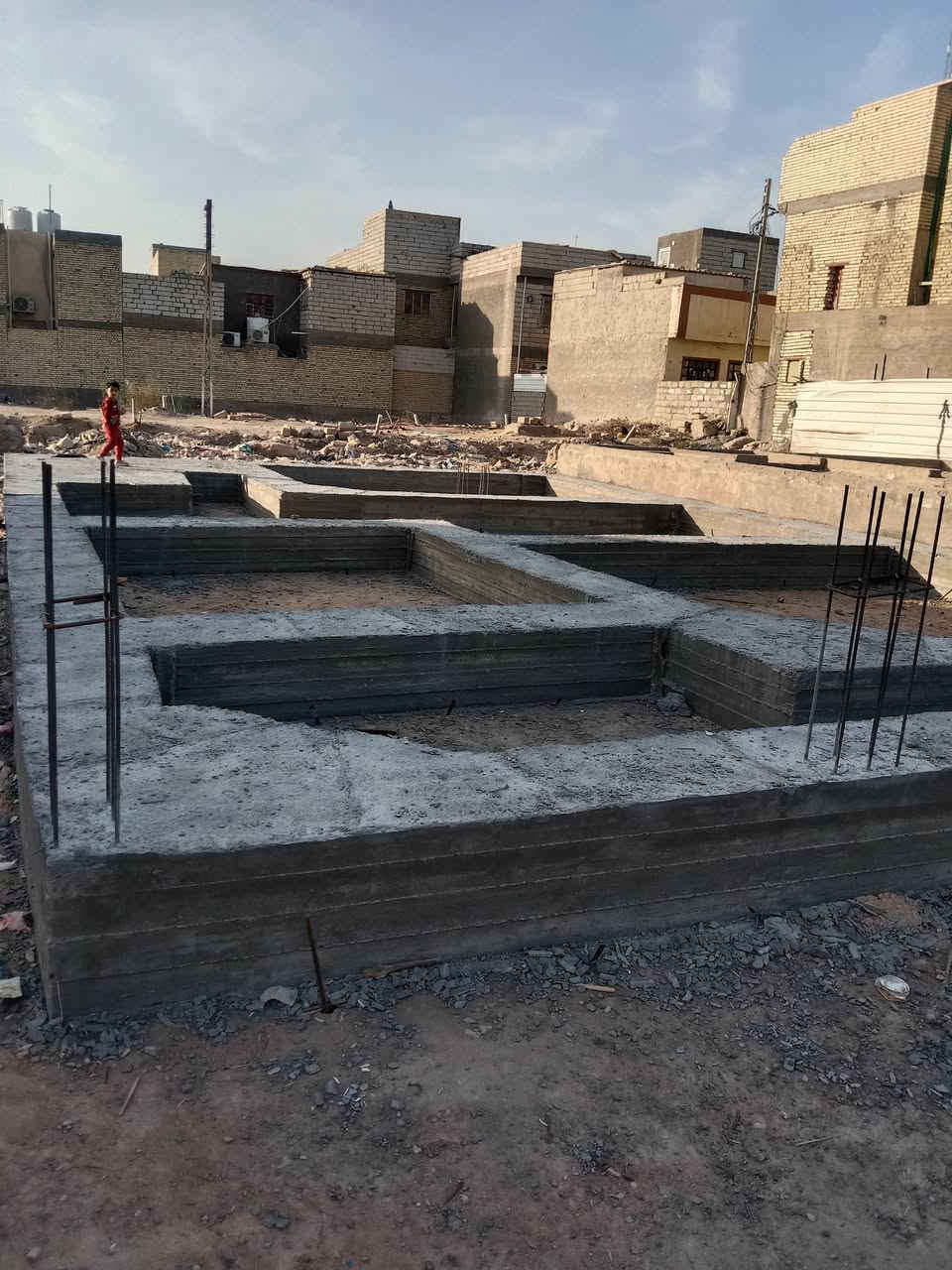 السلام عليكم قطع للبيع 100 متر بيه اساس واجهه 8 والنزال 12.5
قرب مدارس العتبه ومستشفى الوارث


**إذا كنت صاحب هذا الإعلان وتريد حذفه لأي سبب، رجاءا أرسل رسالة إلى الدعم الفني**