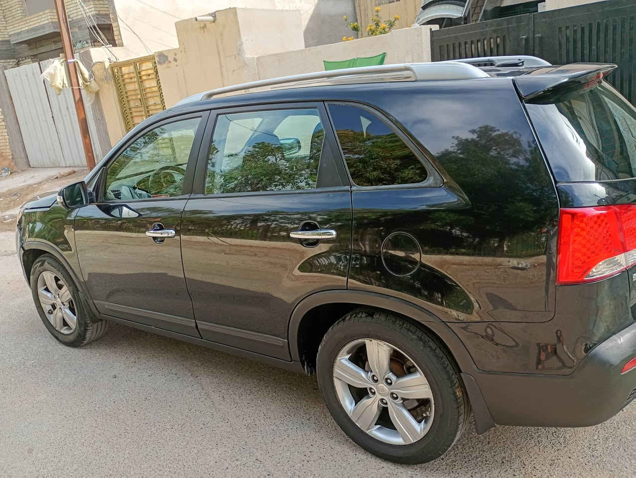 السلام عليكم
سیاره سورنتو موديل 13 تحكم ستيرن جهتين رقم بغداد بصمه السياره سياره وارد امريكي سياره حساسات مع كاميرا كشن كهربائي جلد سیاره محرك كير المحرك 2400 -رقم الهاتف

*********** العنوان البلديات سعر 115 وبيها مجال

