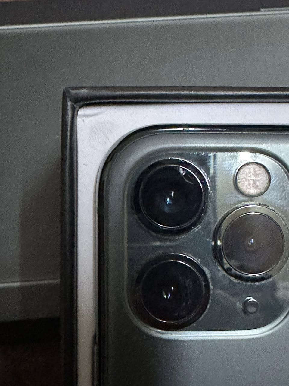 السلام عليكم ايفون ١١ برو ماكس الجهاز نضيف بطاريه ٧٦ مبدل شاشه اصليه من ابل نفس ما مكتوب بل اعدادات مساحه ٢٥٦ رايده ب٢٥٠ وبي مجال وتدلل مكاني بغداد القاهره رقمي *********** كارتونه بي بس شاحنه متجي ويا
