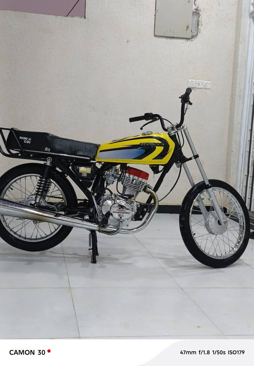 سلام عليكم دراجه للبيع بدون وراق ***********
