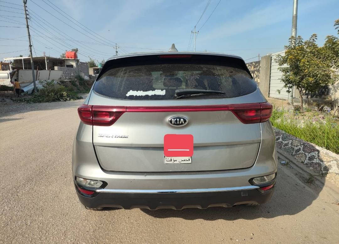 السلام عليكم
للبيع سبورتج 2022
  وارد امريكي حادث بسيط تبديل فقط باب نفس اللون وبارد بسيط بالباب الثاني موجود السونار ورقم الشاصي بالصور 
محرك 2400
سياره جديده وجاهزه من كلشي
 3 انظمه قياده بيها
  ماشيه 45 

سياره حلوه ومرتبه مال جناي 
للاتصال : ***********
