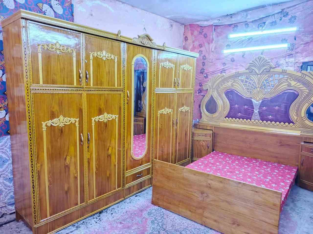غرفه نوم عراقيه اصليه استعمال سبوع بسعر مناسب لعائله متوسطه الحال ٤٠٠الف وعل فكره قبل سبوع اخذتها ٩٥٠الف لتواصل الاتصال على الرقم ***********
