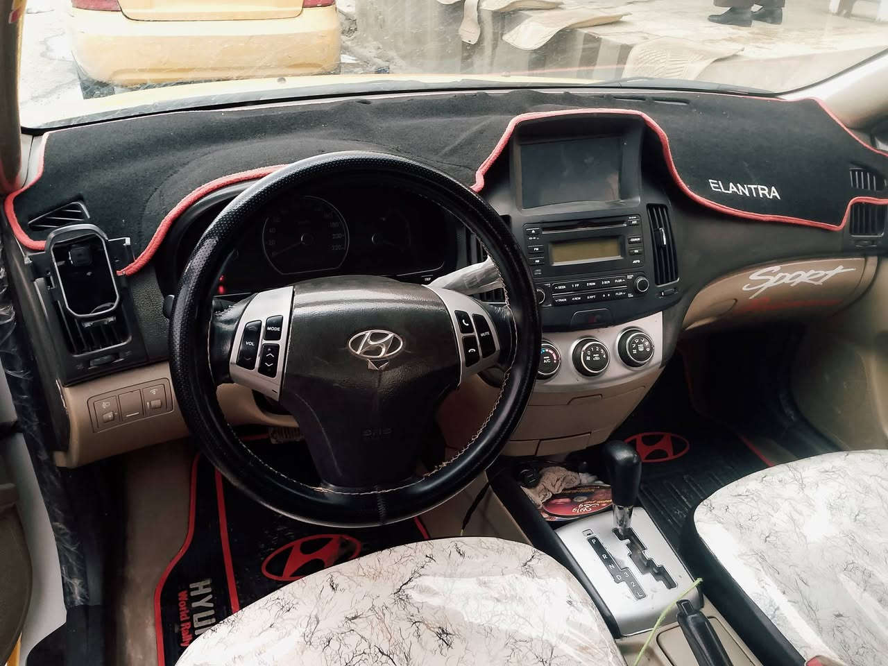 السلام عليكم 
النترا موديل 2011
رقم نينوى دولي شرط التحويل 
كاربون بانزين بيها 
محرك شرط وكير شرط 
هيئه وغرامات صفر 
ضرر طخه خفيفه بل مسطره موضح بل منشور 
طخه خفيفه بل جملغ خلفي 
السعر 110بي مجال 
العنوان موصل الجانب الأيمن سايدين حي العامل قرب دوره الرساله مكتب الهيثم الراشدي ***********
ملاحظة مهمة الخاص مغلق التواصل عل الرقم فقط 🛑 
يكون الدوام من الساعه التاسعه صباحا الى الساعة الثامنة مساء 🛑
