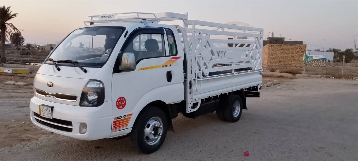 السلام عليكم كيه للبيع موديل 2014سنويه لل27مكفوله كفاله تحويره 14 الإستفسار ع رقم الهاتف  ***********
