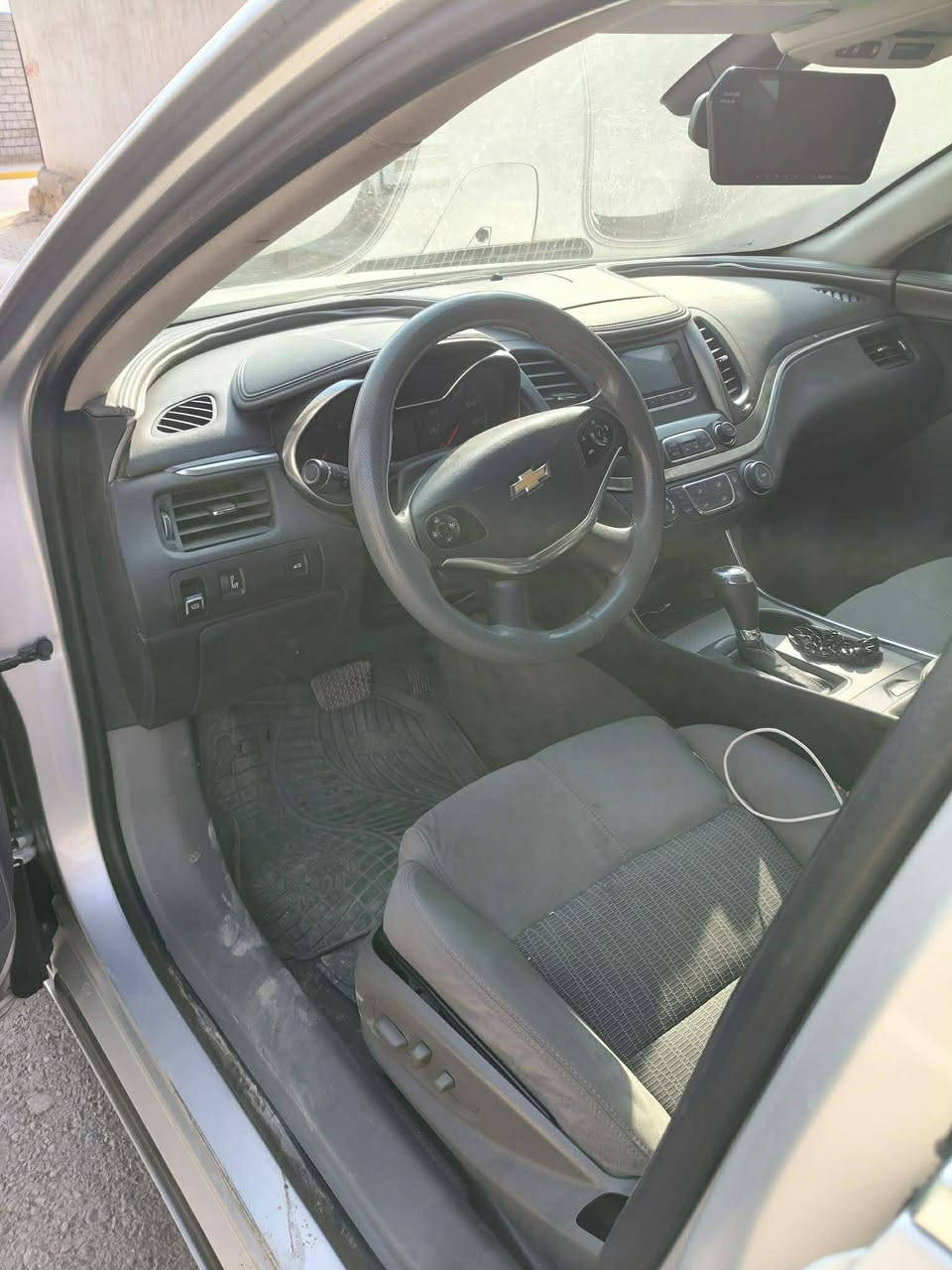 السلام عليكم امباله 2016السونار واضح مكانه الزاب السعر 118وبيه مجال ***********
