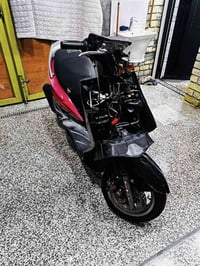 سكنس فحل الدراجه مكينتها لطشت البارحه يعني أبيع كوم حديد غراضها كفراته...