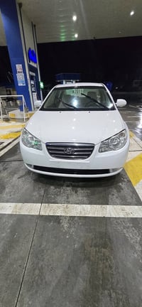 هيونداي النترا • ٢٠١١ • أصفر