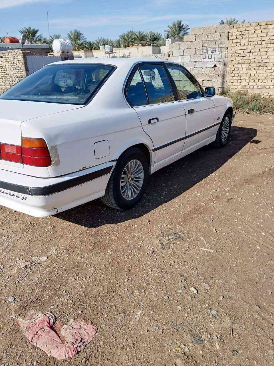 ٥٢٠ اصل محرك ٢٥ مفتوح كير عادي رقم انبار بسمي محرك وكير جدد صدر جديد تخم تاير جديد دوشمه جلد لون أبيض موديل ٨٩ مكان بغداد مشروع الوحده قرب بسمايه السعر ٣٩ تبريد شغال الشراي يتصل ***********
