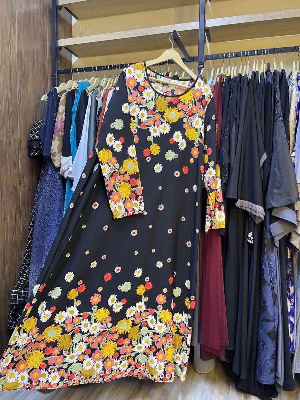 #تخفيض_قطعة_١٠ 
موديلات العيد  
تجنن بنات وارقى خامة توصيل متوفر لجميع المحافظات 
للحجز مراسلة الصفحة او المراسلة واتساب ***********
