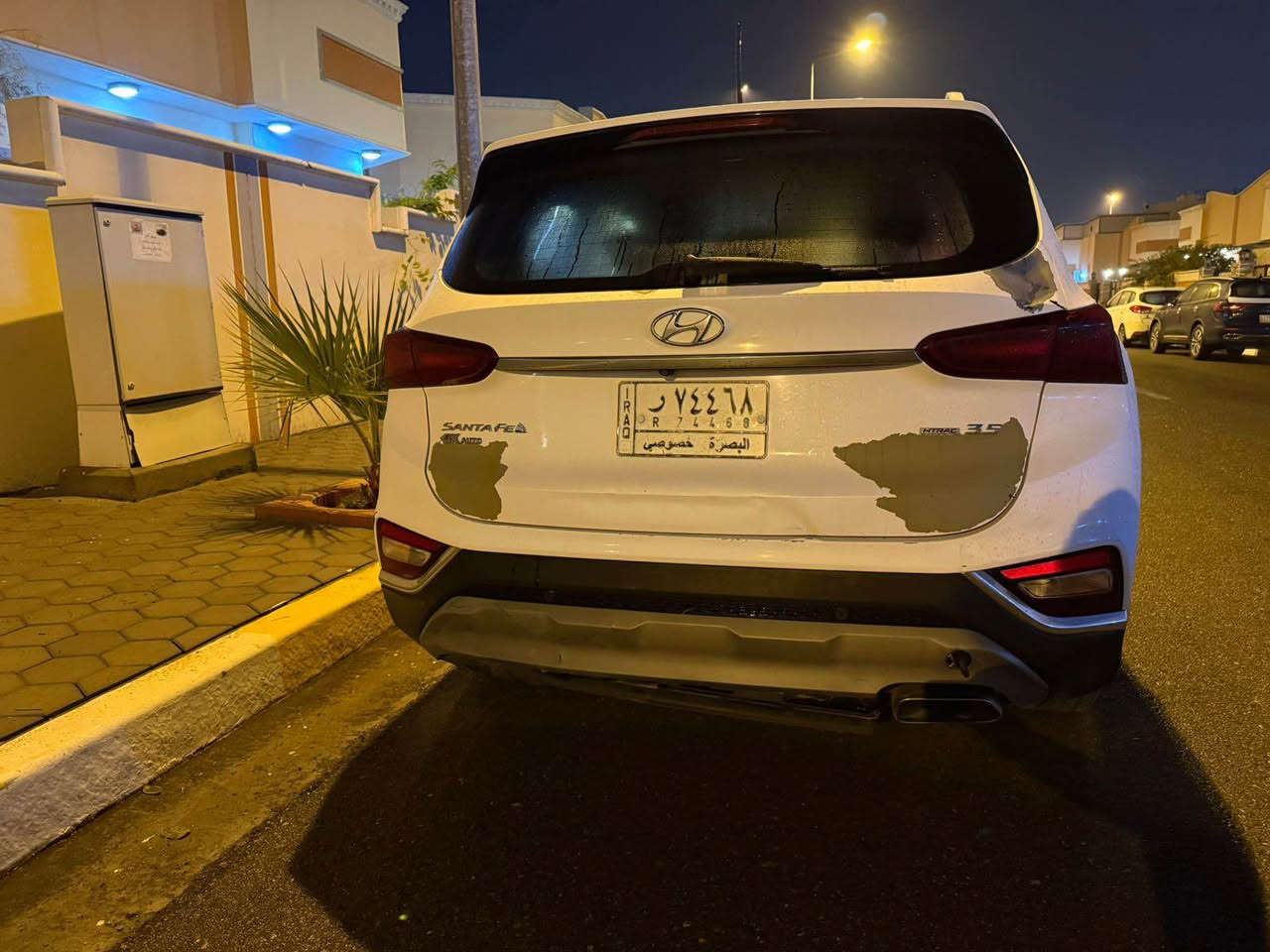 السلام عليكم 
سنتافي موديل 19 سياره فول عدى الفتحه خليجي كير مكينه حداده جاهزه ومرتبه وبالنسبه للتكشير الموجود بيها موضح بالصور وبيها ضربه بسيطه بالباب الحلف السايق وبالجنطه مالته هم بسيطه ماشيه 192كيلو مكينه 6 تبريد 3 قطع 
السعر 195$ البصرة, العراق


**إذا كنت صاحب هذا الإعلان وتريد حذفه لأي سبب، رجاءا أرسل رسالة إلى الدعم الفني**