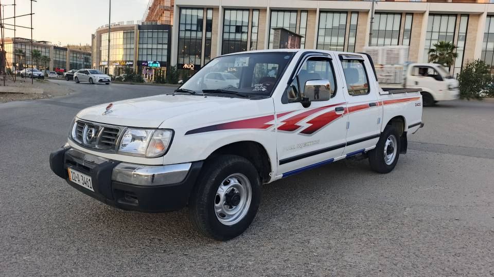 بەناوی خوای گەورە نیسان بۆفرۆشتن مۆدێل 2002فول مواسەفات بەشەرتی گێڕومەکینەوئەکسل بەشەرتی تەحویلوخرامەوبەناوکردن سەیارەکە بێبۆیاخە بێلێدرانە  بەس مەگەر کارتوپەمپی هەیە  تەبریدوپاوەر ناوسور جام کارەبا ئەیبیئێس دەبڵ گێچ  سەیارەکە ماڵی دۆستە  ***********لەسلێیمانیم السليمانية, العراق

