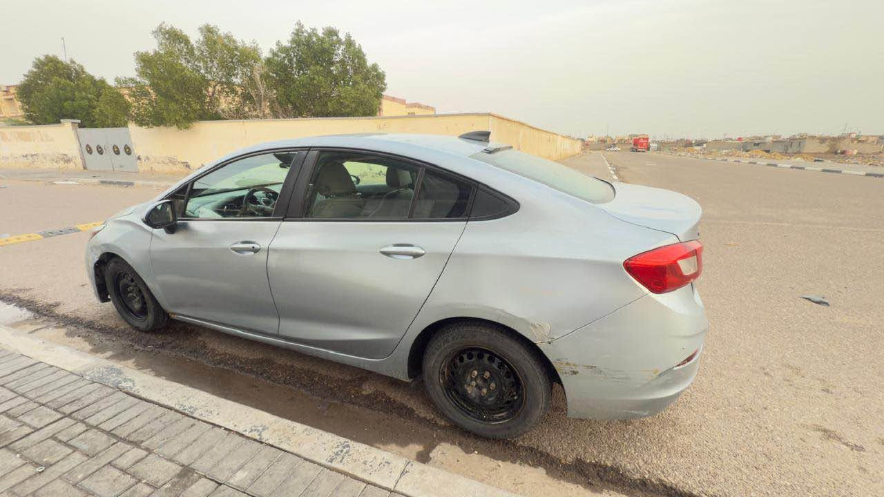 ضربتهه بجم ماواصل للغود 
بيهه طخه فوك التابر الخلفي 
سنويه منتهيه وأبو السنويه متوفي وبيهه قسام شرعي وكامله اصولياته ابن المتوفي يحول
كهربائيات كله شغاله 
شاشه كار بلي 
تبريد 
تخم تاير 
حداديه ٨٠ بل ميه البصرة, العراق


**إذا كنت صاحب هذا الإعلان وتريد حذفه لأي سبب، رجاءا أرسل رسالة إلى الدعم الفني**