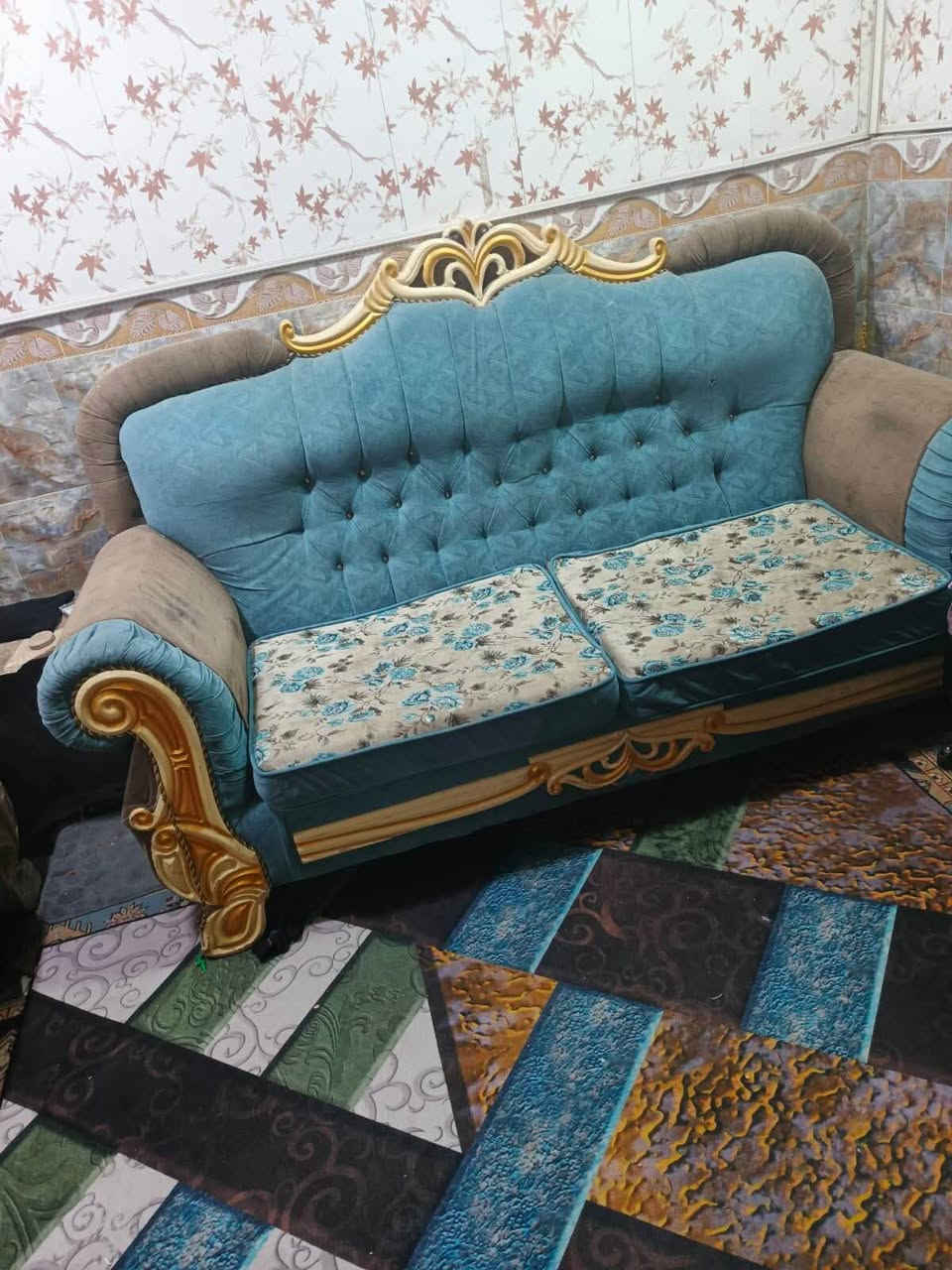 تخم ملكي نظيف للبيع ٢ كراسي و٣ قنفات وحده من القنفات بيها ضرر سعره ٢٠٠ وبيه مجال عمارة, ميسان


**إذا كنت صاحب هذا الإعلان وتريد حذفه لأي سبب، رجاءا أرسل رسالة إلى الدعم الفني**