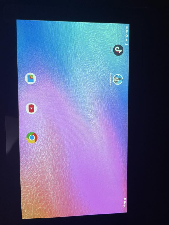 السلام عليكم ايباد جديد كلش صار اسبوع من اشتريته ذاكره 32 و30 فريم ببجي الجهاز فول ويا كفر والكارتون يشحن تايبسي سعره 60 وبي مجال للشراي. الرقم ***********
