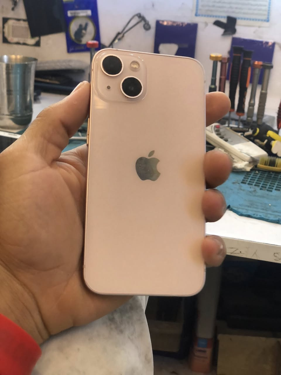 13 عادي مبدل شاشه ومفطوره جهاز نضيف بطريته85      مكاني بغداد دوره شارع 60 هاذه رقمي *********** ()*********** سعره 270 وبيه مجال
