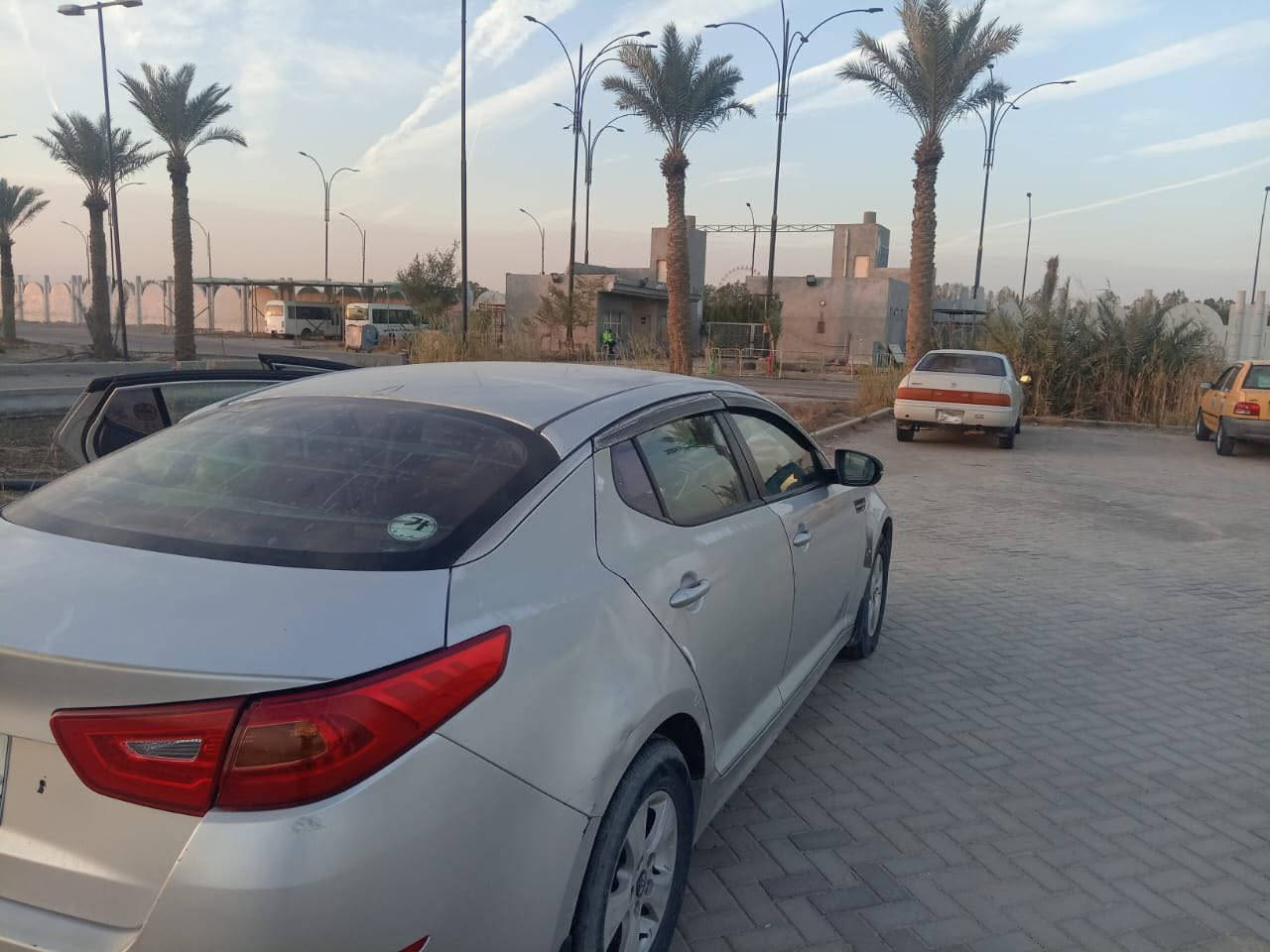 للبيع موديل ٢٠١٤ سياره جاهزه من كلشي اي استفسار *********** السعر شده
