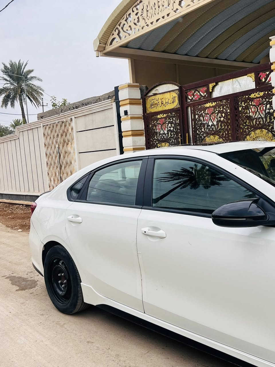 اسلام عليكم  فورتي للبع موديل ٢٠٢١
جيتي لاين فول مواصفات رادار امامي حساسات مري 

تثبيت سرعه تغيير مسار اسياره جديده وحله منافصه ايشي

كير مكينه وضع الشركه 

رقم ديالى تحويل ثاني يوم 

سوناره منشور ويه الصور  

السعر ١١٧ ورقه وبيه مجالشي بصيط حك الجيه 

خير متواجد عنت  

رقمي ***********
