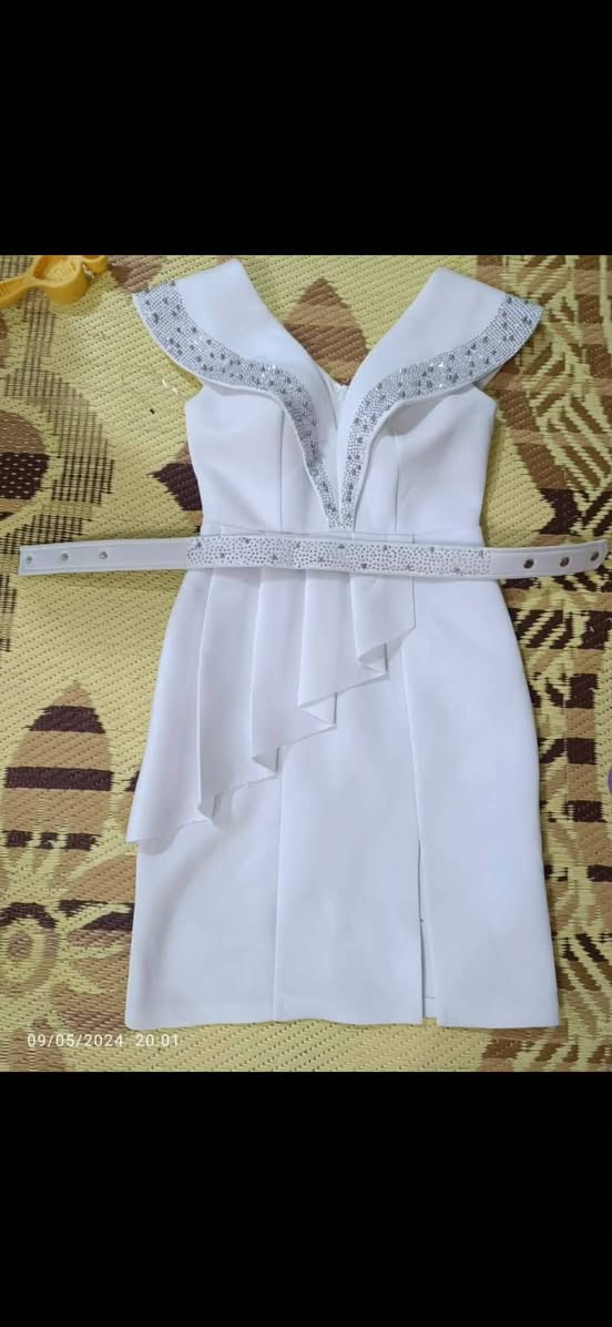 بدلات وفساتين للبيع نضيفات كلش كل قطعه سعرها وقياسها


**إذا كنت صاحب هذا الإعلان وتريد حذفه لأي سبب، رجاءا أرسل رسالة إلى الدعم الفني**