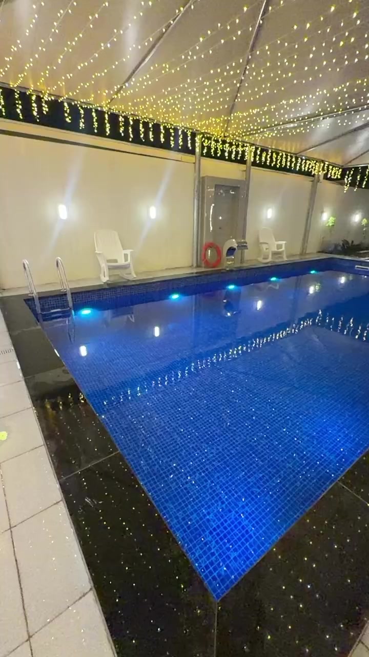 هلاً وسهلاً بكم في مزرعه  ريلاكس🌴   
الايجار اليوم بنضام الشفتات 
            🫰
     [متوفرة في تطبيق اجرلي ]

🔴 مسبح كبير ومفلتر 🏊‍♂️🏊‍♂️
🔴مسبح خاص الأطفال 🏊‍♂️🏊‍♀️
🔴
🔴 تحتوي المزرعه على2 غرف  منام وصاله مكيفه كبيره ومطبخ مجهز بالكامل وحمامات غربي ⛺️
🔴إنترنيت 24ساعة🛜
🔴 باربكيو مخصص للشواء 🍖🍗
🔴مكان مخصص الألعاب الأطفال 🛝
🔴 صاله خاصه للالعاب البليارد 🔴 و الفيشة 🎱🎱
🔴حديقة واسعة 🏞️
🔴 جلسة عربية 🏛️🏞️🛤️
🔴 كراج كبير للسيارات 🚘🚙
🔴كهرباء 24 ساعة ⚡️
🔴 جلسات خارجيه 
🔴 كهرباء 24 ساعه 
🔴 اقامه حفلات اعياد الميلاد 🎂
🔴فقط 15 نفر 🙇🏼‍♂️
🔴 للحجز والاستفسار يرجى مراسله الصفحه او الاتصال على الرقم
☎️ ***********
