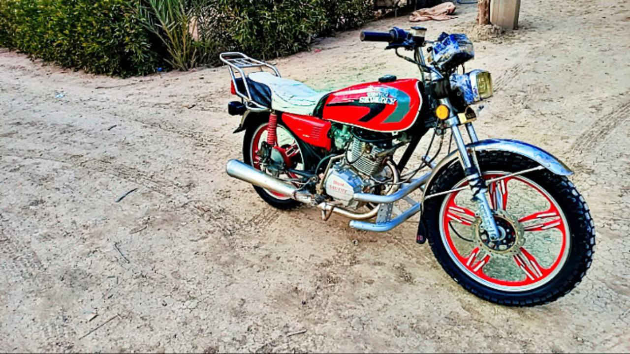 سلام عليكم دراجه لبيع سيفان 5 كير محرك خير من الله كرهبايات كله شغاله لابيه نضوح+ ولا تبخير+ ولا تنقيص مكاني محموديه هاذه رقمي***********سعر خاص
