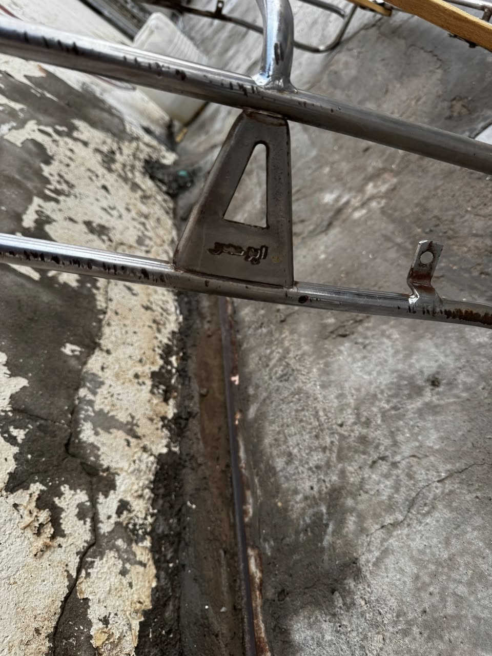 سيبايه ابو عمار للبيع مكاني بغداد البياع تقاطع درويش ***********
