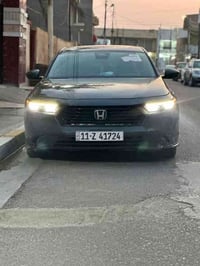 هوندا اكورد ٢٤ exl ممشاها ١٣ الف كيلو قابل للزياده  حادثها ٦ قطع ومكفو...