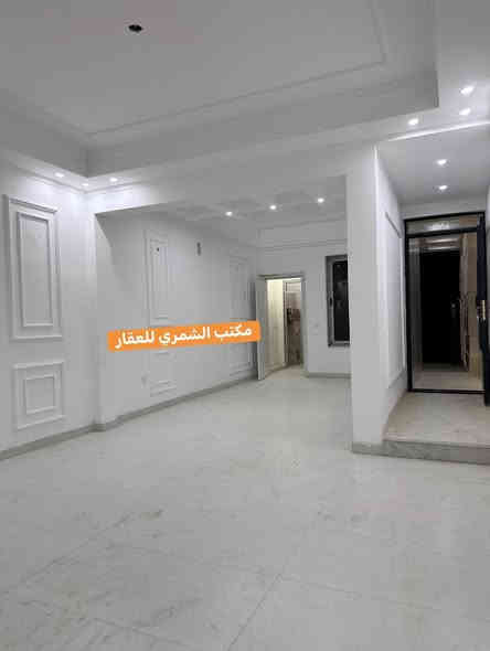 للبيع دار بناء حديث 2025 فول درجة اولى

📍الموقع زيونة 716 موقع سكني هادئ 

✅ المساحة——150م

✅الواجهة——5م

✅النزال——30م
———  ———  ———
يحتوي على⬇️
🔹طرمة +مدخلين
🔹صالة كبيرة +هول 
🔹مطبخ حار+بارد
🔹٤ غرف نوم سويت 
🔹صحيات + منور
🔹شلال داخلي
—————————#أعرض_عقارك_في_مكتب_مجاز_رسمياً 

للأستفسار ⬇️
#مكتب_الشمري_للخدمات_العقارية
📱 *********** حسين الشمري
📱 ***********  ابو حسين الشمري

🏡 عنوان المكتب(زيونة 716-مدخل الجدار سنتر القديم او حلى بغداد - مقابل مدرسة الزوراء)

#للاعلان_عن_عقاراتكم_من_بيع_شراء_ايجار

فقط ارسل التفاصيل والصور خاص او واتساب ع الارقام اعلاه

   
              #بيع_شراء_ايجار_مشاريع_استثمارات📍

#استثماربناء_تعقيب_ترميم_تثمين_دورسكنيه_عمارات_محال_تجاريه_استثمار_اراضي_بغداد_زيونه_الغدير
