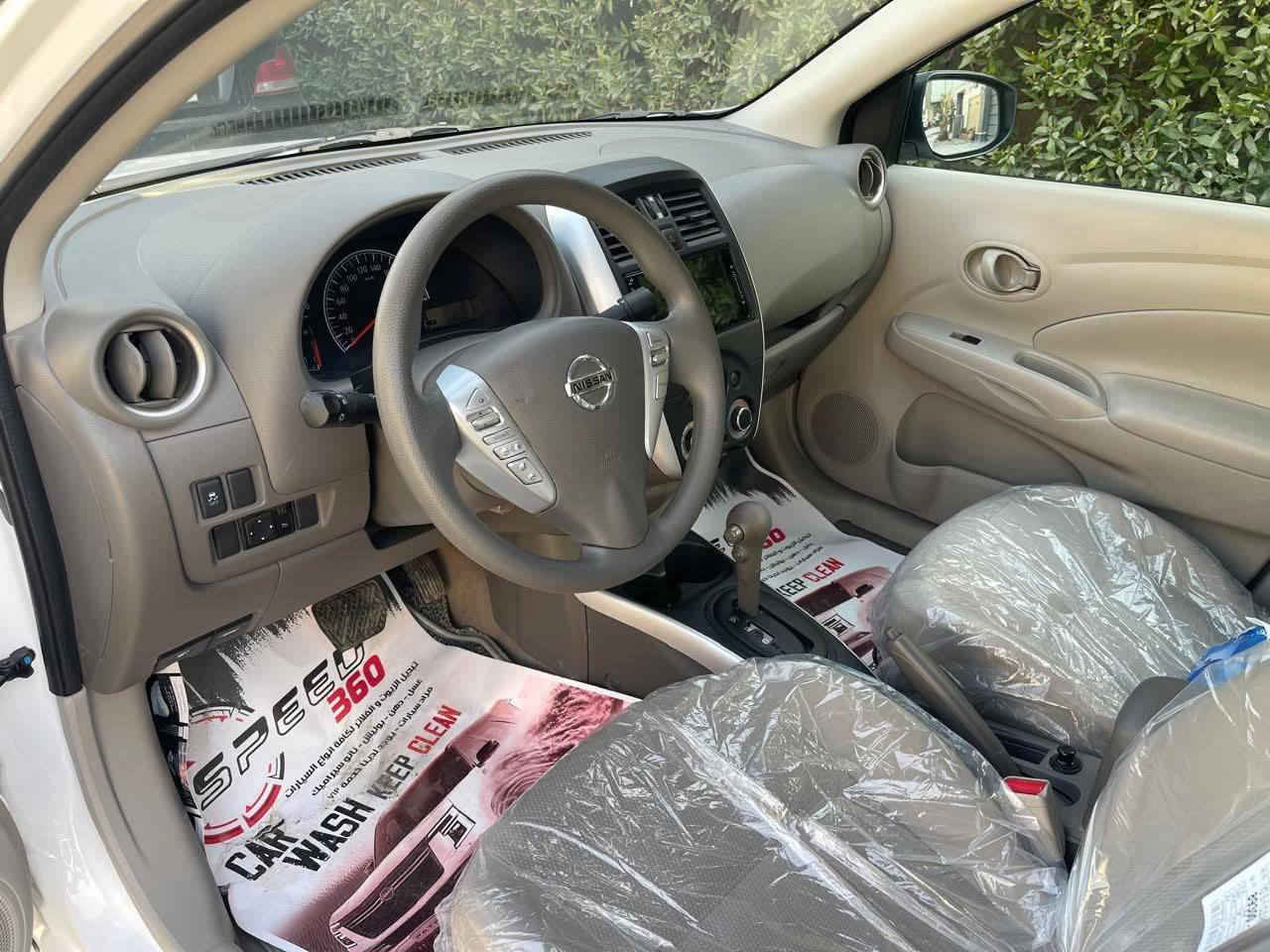 صني موديل 24
ماشيه 21.5 كيلو متر
رقم دهوك باسمي 
السياره بلموصل الايسر
كلين اي طخه مابيها
جامات كهرب 
اشاير مري 
شاشه
قطعتين تبريد
هزه وسنويه جديد
*********** اسيا
*********** كورك
