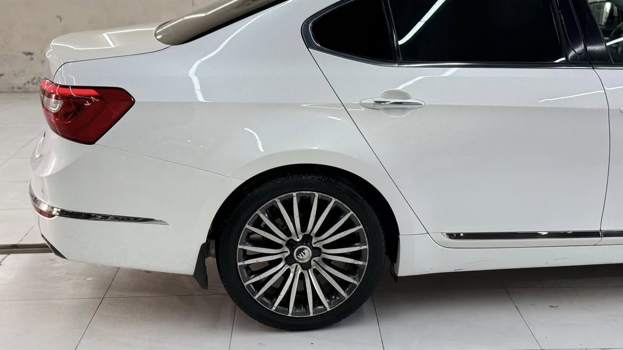 السلام عليكم كادينزا موديل 2014 لوك
سياره نظافه 100/100

رقم اربيل دولي

جاملغ امامي صبغ بدون فتح 

رقم وسنويه وهزه غرامات مصفره جديده 

موصفات سياره !!!

1.بصمه

2.كشنات جلد

3.كشنات كهرباء

4.كشن خزن ميموري 

5.برده كهرباء

6.ستيرن كهرباء 

7.لايت عدسه زنون بلادي

8.شفتات ستيرن 

9.كشنات تدفئه 

10.سماعات انفنتي 

11.شاشه عداد الكتروني 

12.كامره وحساس

13.ويل حجم 20تخم تاير 

14.مري شفط

15.مري قلاب عل بك R

16.نظام تحكم خلفي بصوت وبرده 

17.حساس مطر وهيتر جام 

موصفات معروفه بل كادنزا 

سياره مكانه الديوانية 

السعر158وبيه مجال بصيط رجاء بدون كسران سياره صافيه وجديد 
 رقمي ***********
