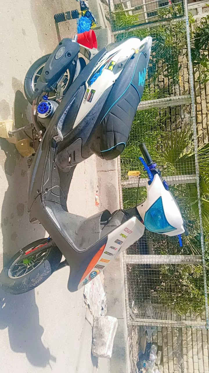 سلام عليڪم..
ماكس عدله جاهزه من كلشي 
شرط الفحص وين ماتريد اخذه 
السعر. 750وبيه مجال. الشراي. ***********.
وتساب موجود اول اتصال
