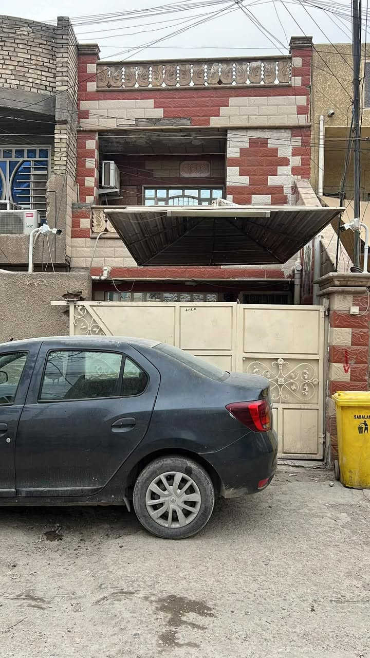 السلام عليكم

بيت في الامين الثانيه طابو صرف قرب الصيدلية النضاميه 

طابقين الطابق الاول:كراج استقبال هول حولي ومطبخ ومنور وخدمات 

الطابق الثاني : غرفتين فوك وحده 6ونص في 5سويت والثانيه 4*3ونص 

100متر عكاده نضيف واجهة 5 نزال 20 عرض الشارع 8صالح للسكن 

االسعر 170 بي مجال بسيط 

التواصل خاص او مراسلة وتساب 
 
***********
