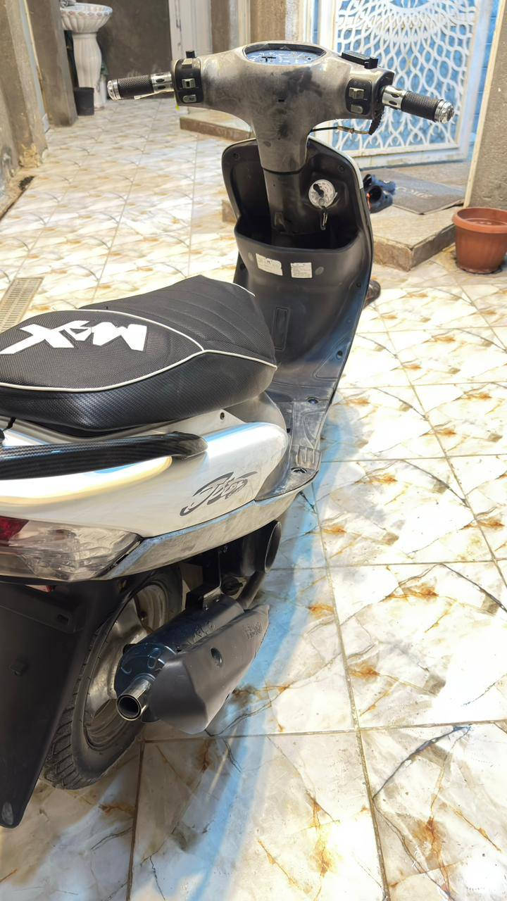 السلام عليكم
ماكس منغولي نضيفه كلش انضف من الصورة بهواي كامله على اخرر حباية سلف هندر كهربائيات كامله كلله ما عدا العداد مال جناي مكينه ناعمه كلش فقط صوت الصالنصة تفحص وتقتنع اله ابيعلك بيهه تزويد ويل امامي دبل امامي يدات بريك وقبضات وصالنصة ودبل خلفي سب الوان وستان صفح سبع الوان واقية طين كاربون فايبر سبايدر كاربون فايبر قطرة دهن تغليفة كشن بين قوسين الدراجة ما تذب عليهه ابد مكاني ناصرية مركز السعر600 وبيهه (مجال قليلل)  للتواصل خاص او ***********
