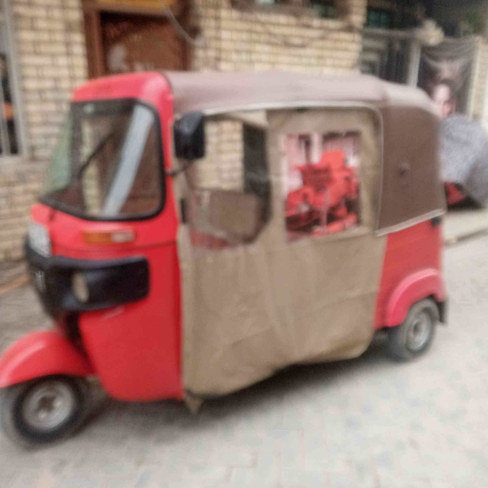 سلام تكتك موديل 2019 شهر 10 مضلع بسمي مكينه تخم تاير تكتك خير من الله مكاني مدينة  
قطاع 15/السعر 6 ملاين/  ***********
