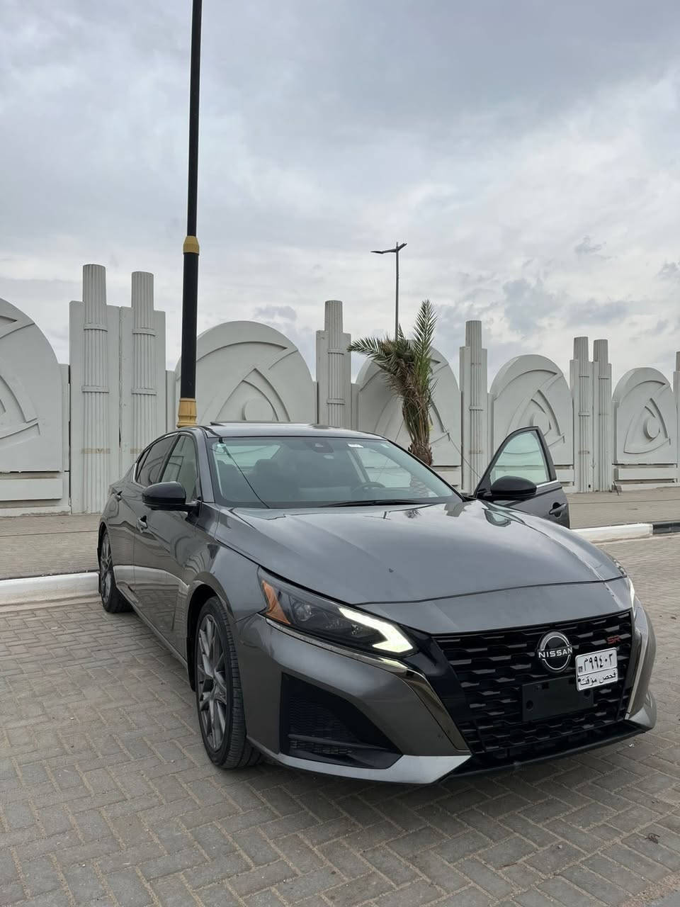 السلام عليكم    للبيع نيسان ألاتيما SR 2023
السياره تقرير غرق كفاله من الضربه والصبغ  
السياره فول موصفات للاخير اعلا فئه بل نيسان 
سستم صوت حساسات رادارات محيطيه كامرات 360 تتفئه تبريد بل كشنات كلش فول الفول  

بيها رصعه مال حاويه وباقيه علا حالها. والباقي كفاله 

مكان السياره بصره 📍

السعر 148$ وبيها مجال قليل 

رقم الهاتف؛ ***********
